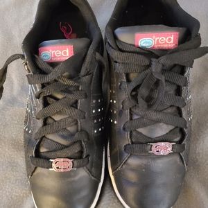 Echo red shoes